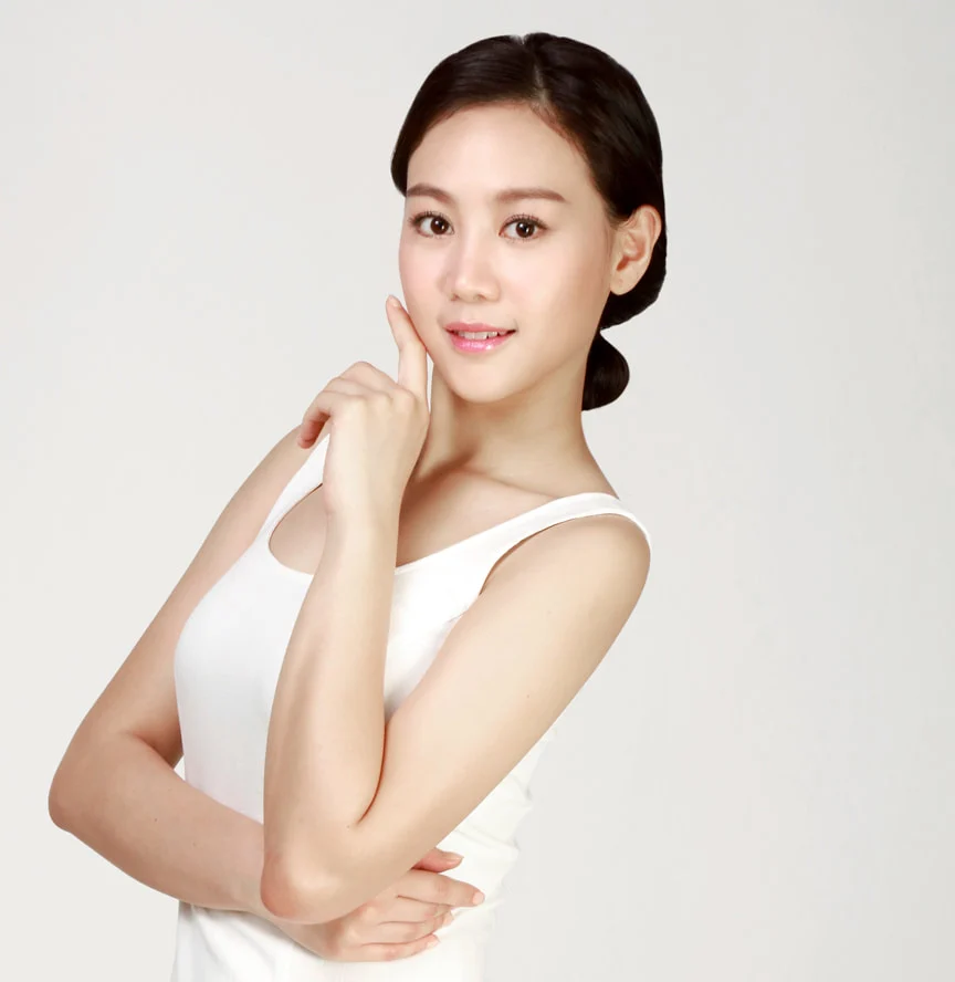 A client with clear, even-toned skin